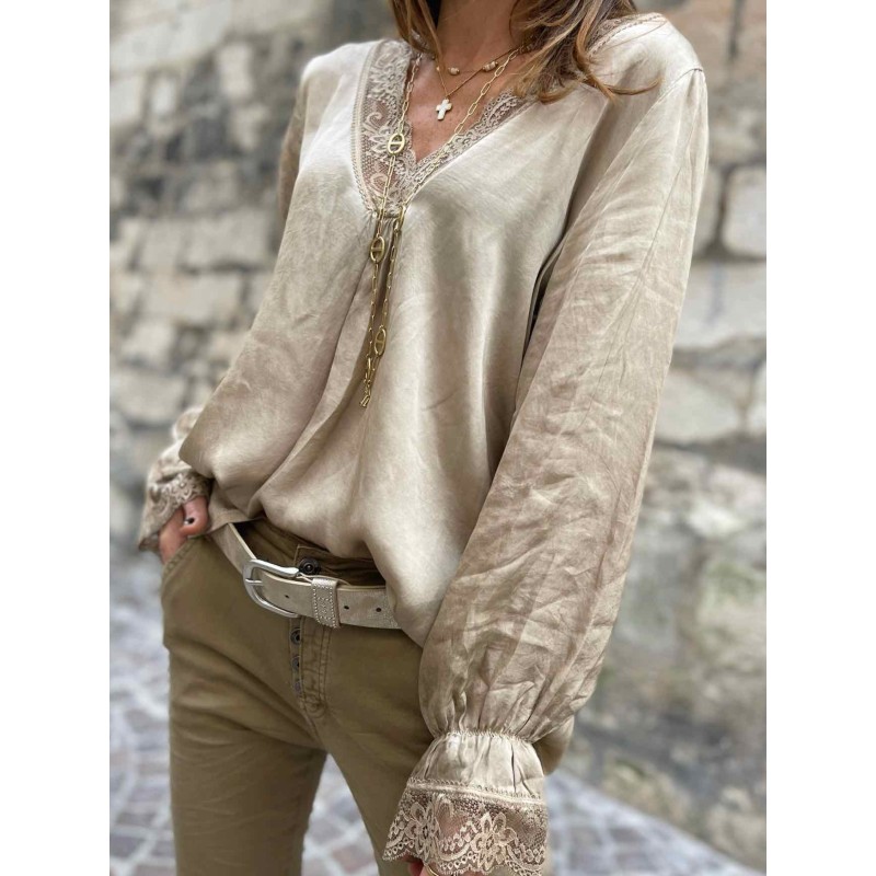 Top dentelle camel