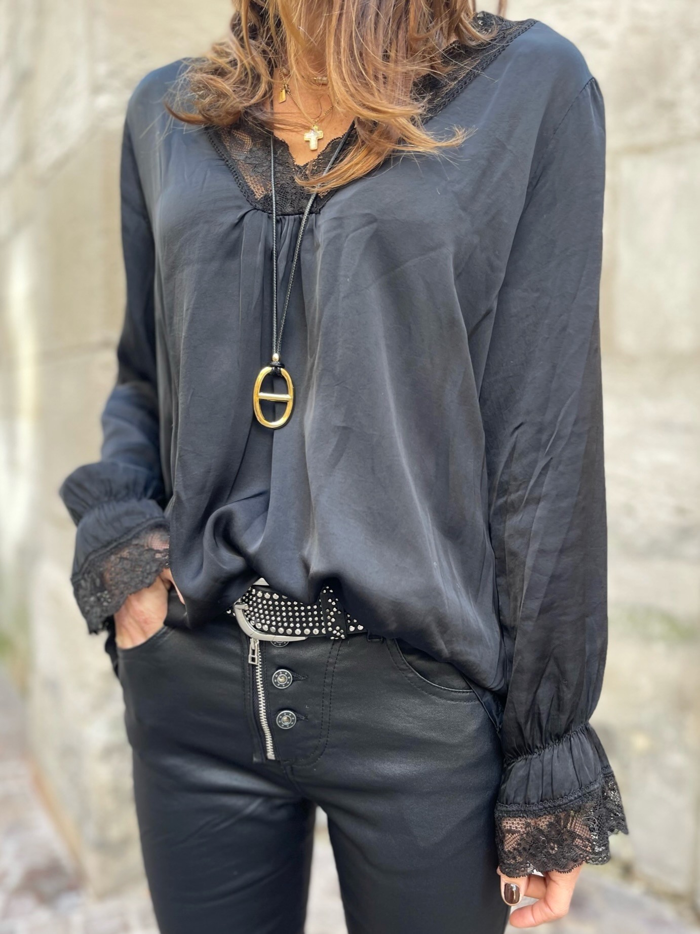 Top dentelle noir