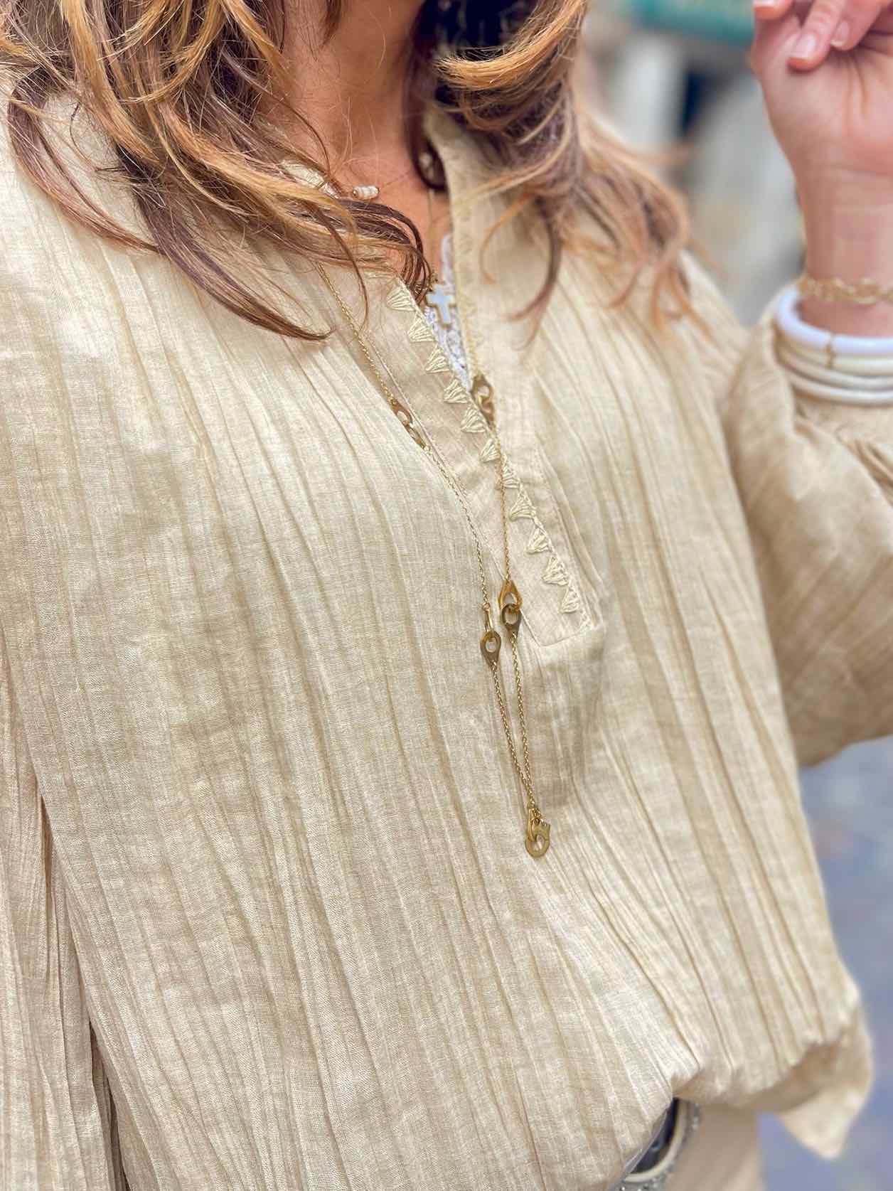 Blouse plissée camel