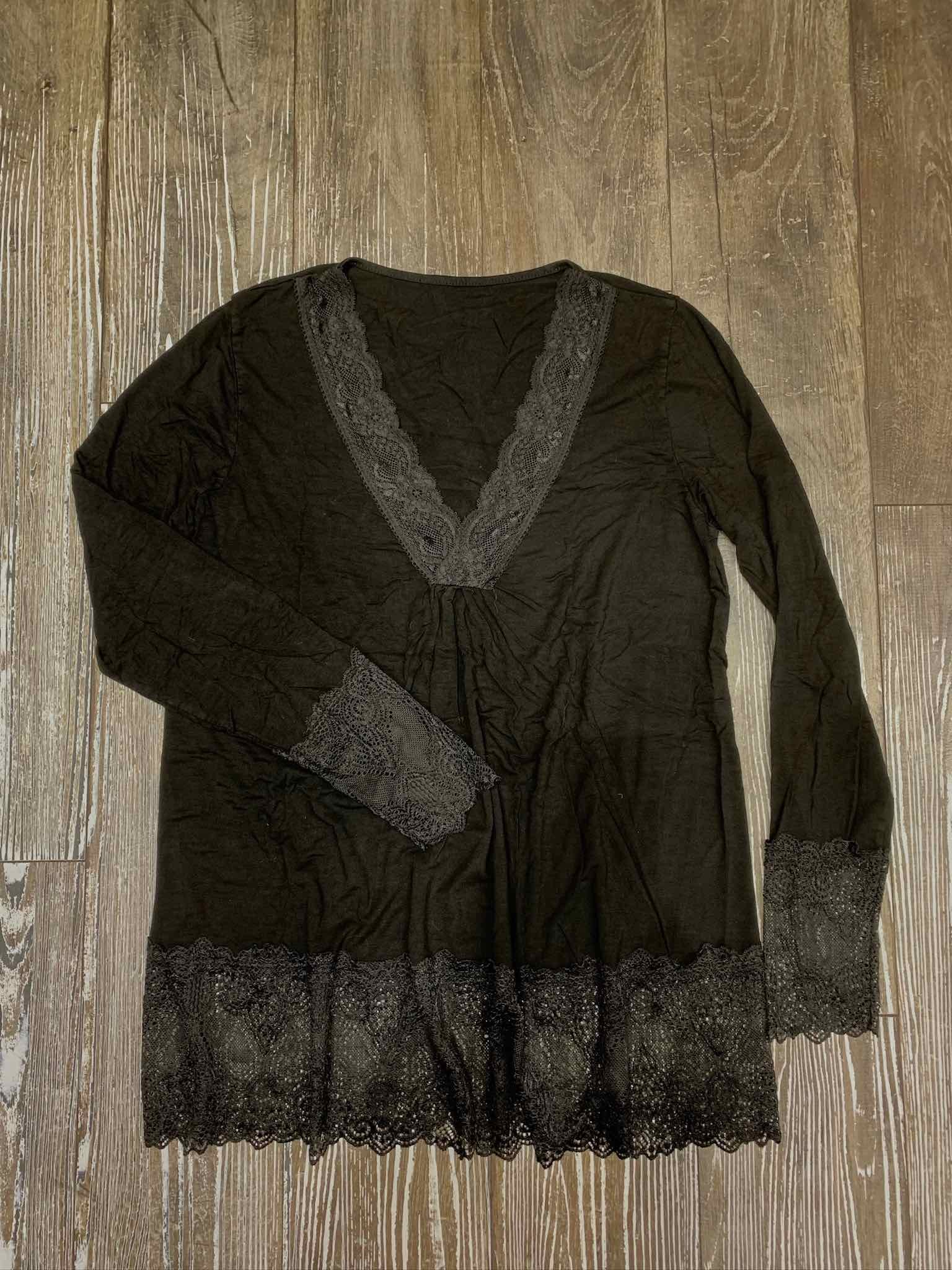 Sous pull dentelle V