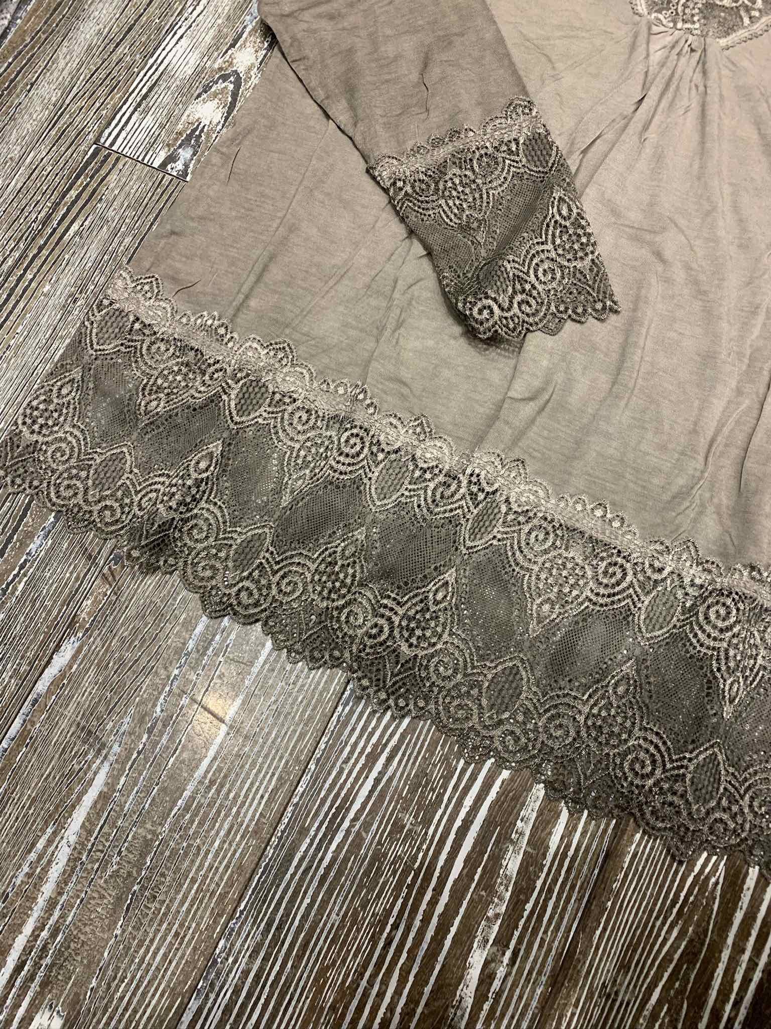 Sous pull dentelle V