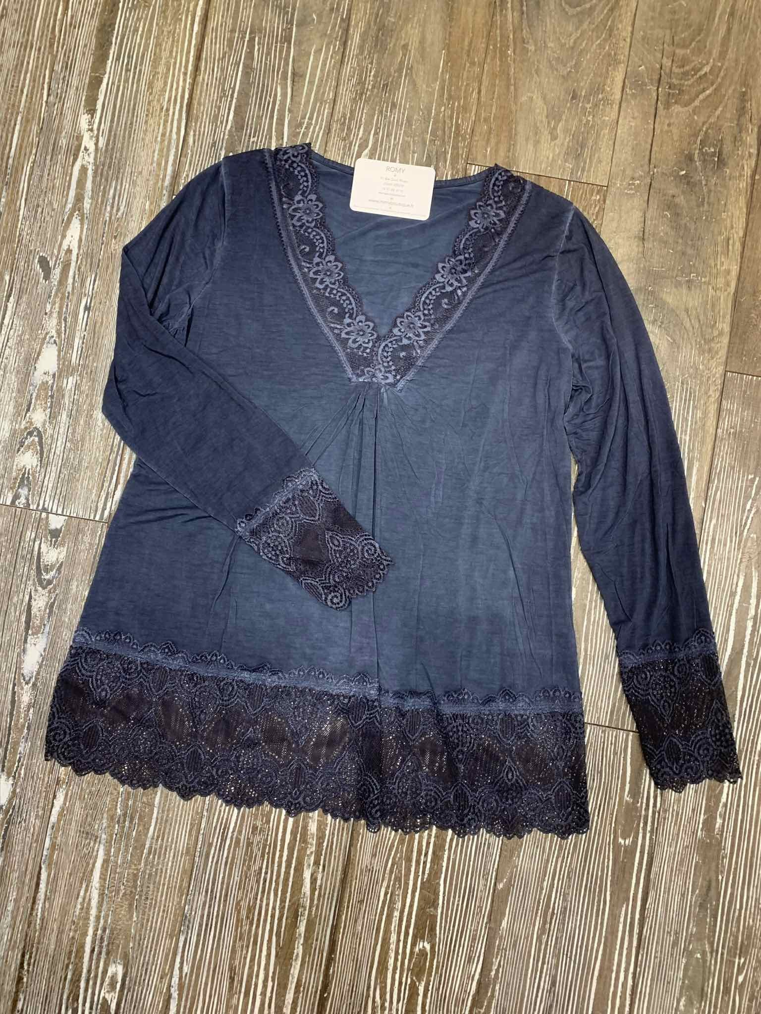 Sous pull dentelle V