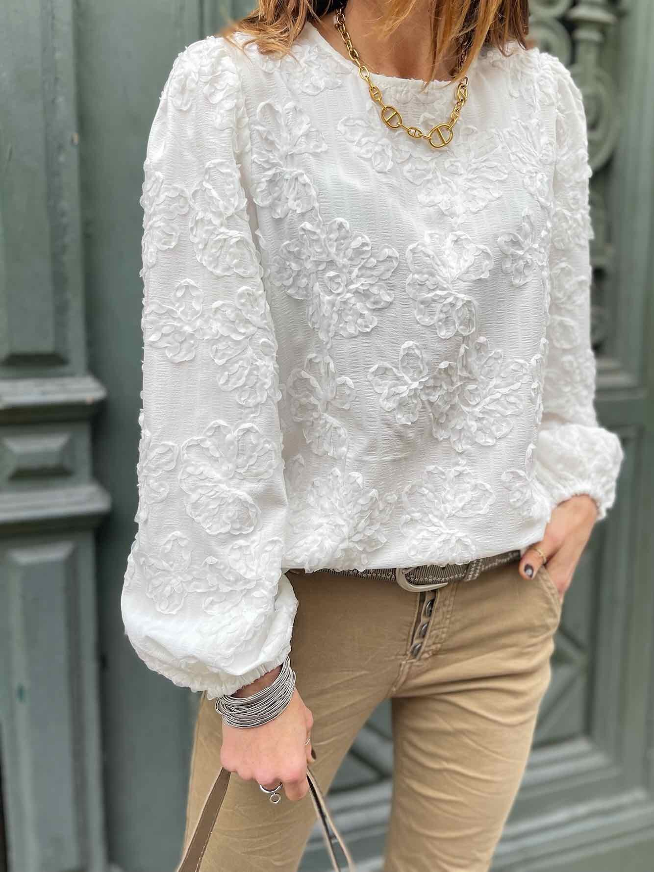 Blouse flowers relief