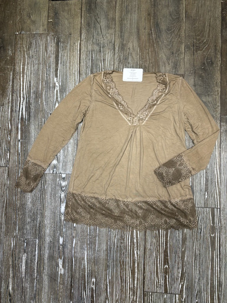 Sous pull dentelle V