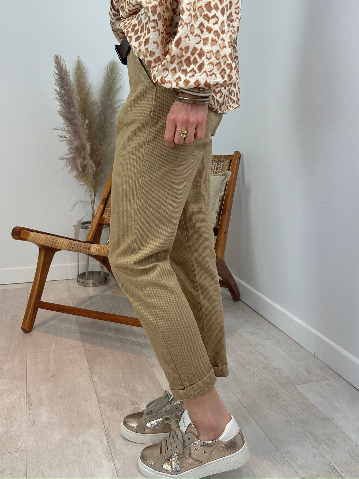 Pantalon chino mom nid d'abeille camel