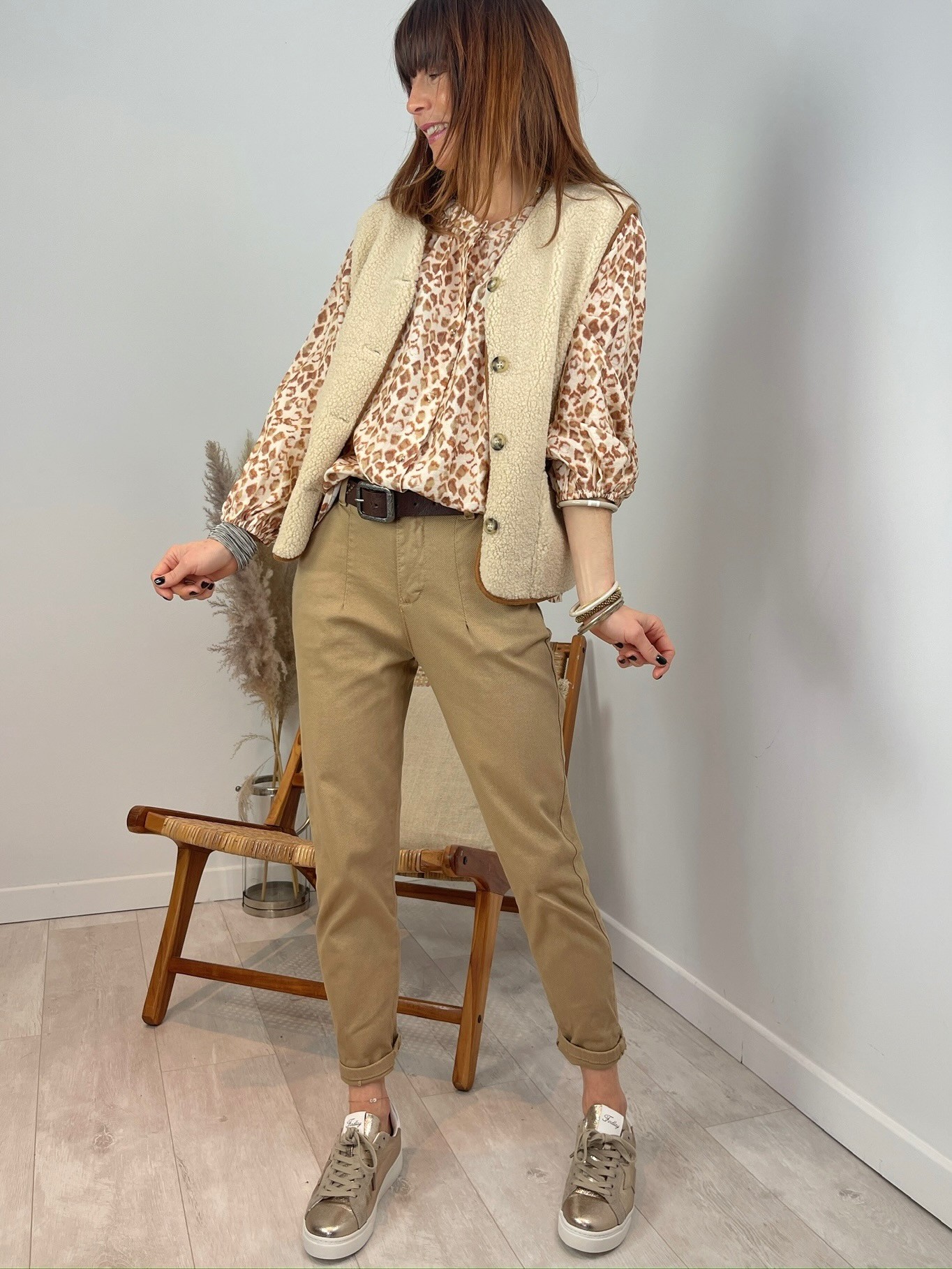 Pantalon chino mom nid d'abeille camel