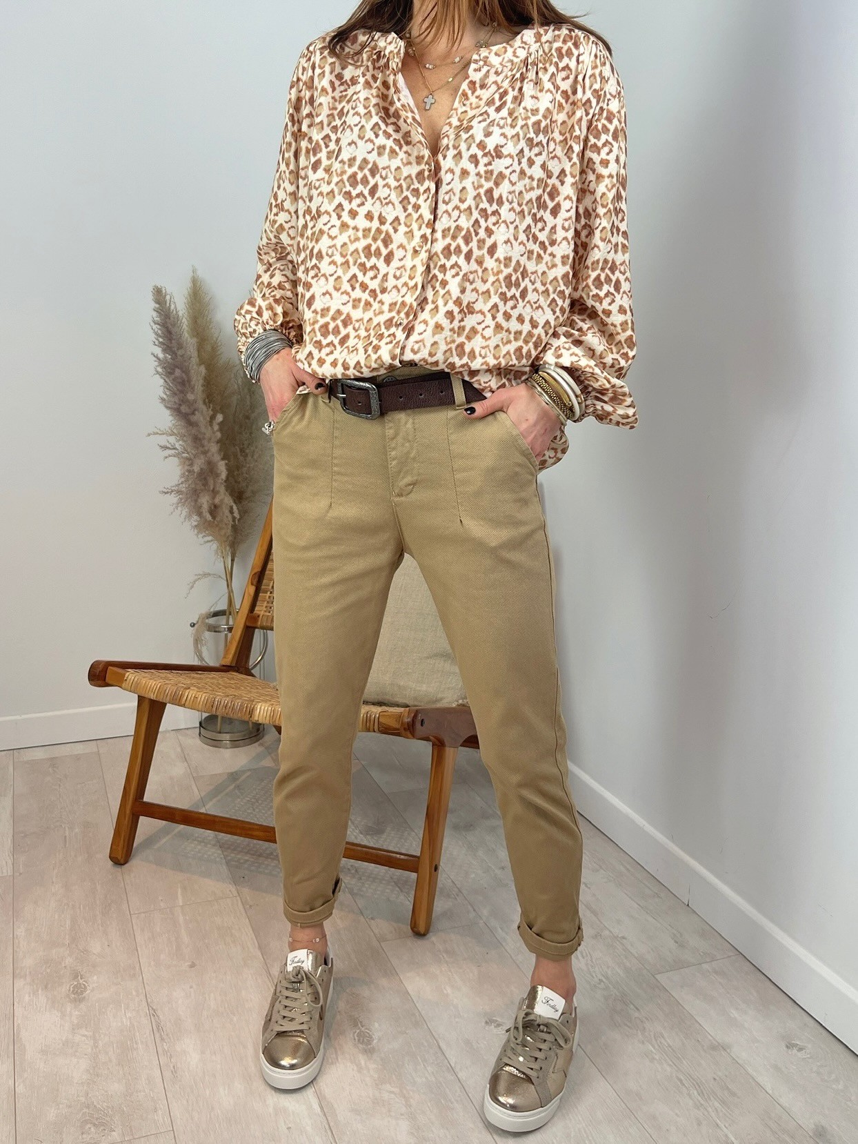 Pantalon chino mom nid d'abeille camel