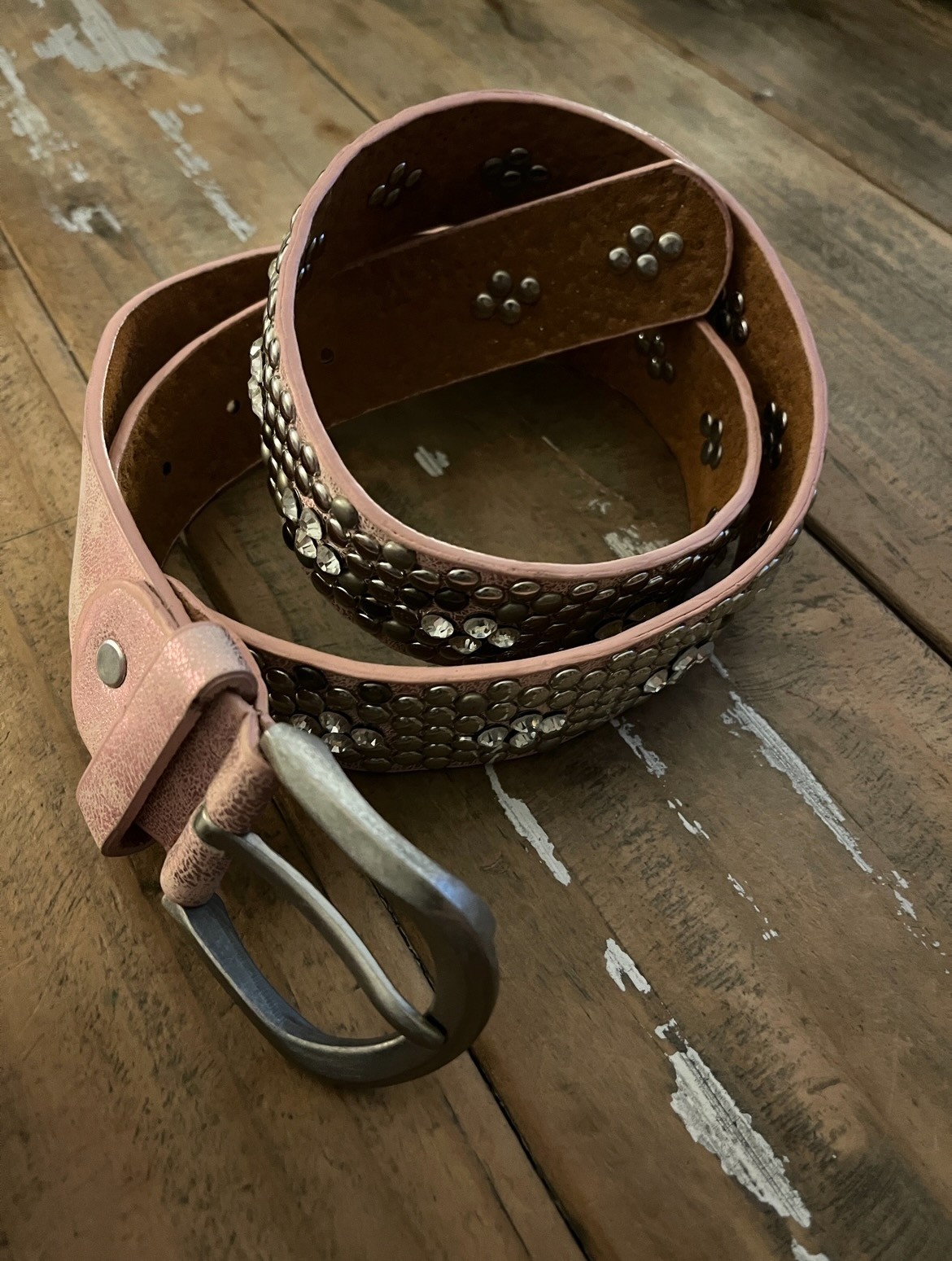 Ceinture clous rose