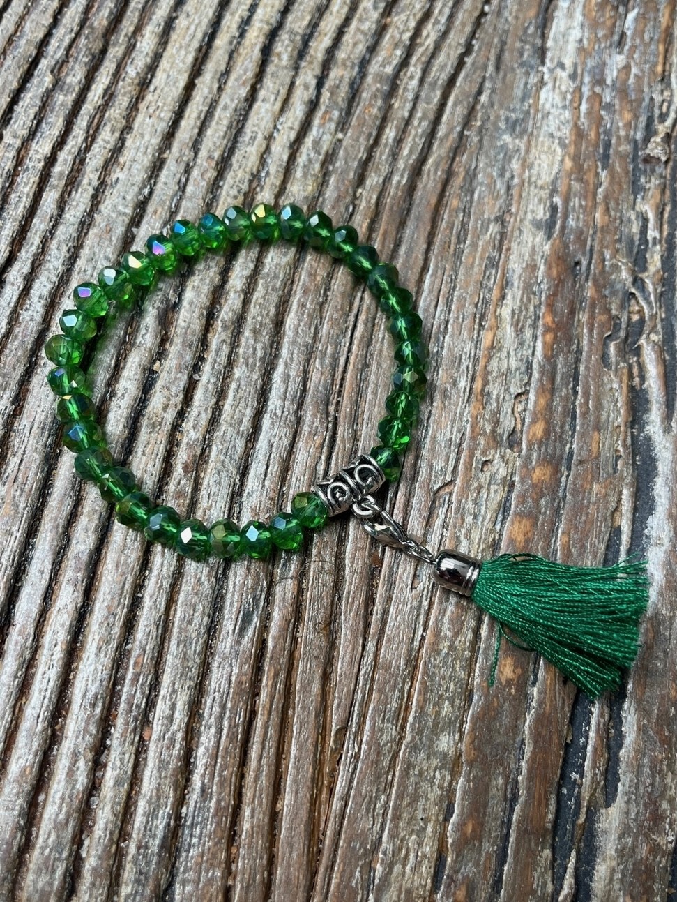 Bracelet pompon vert gucci
