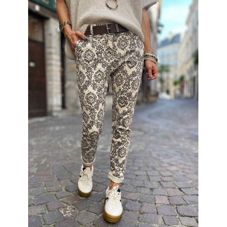 Chino arabesque choco