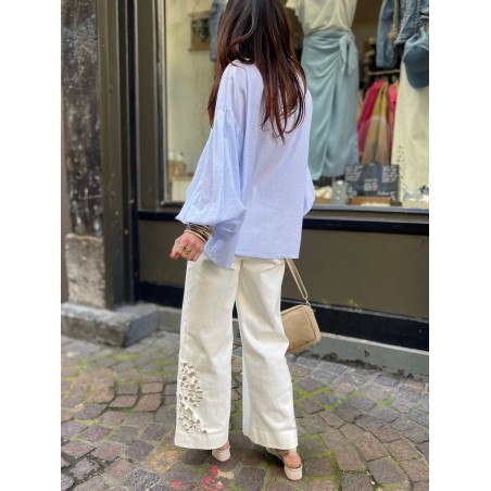 Blouse bleue rayée