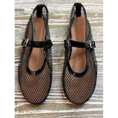 Ballerines ajourées noires