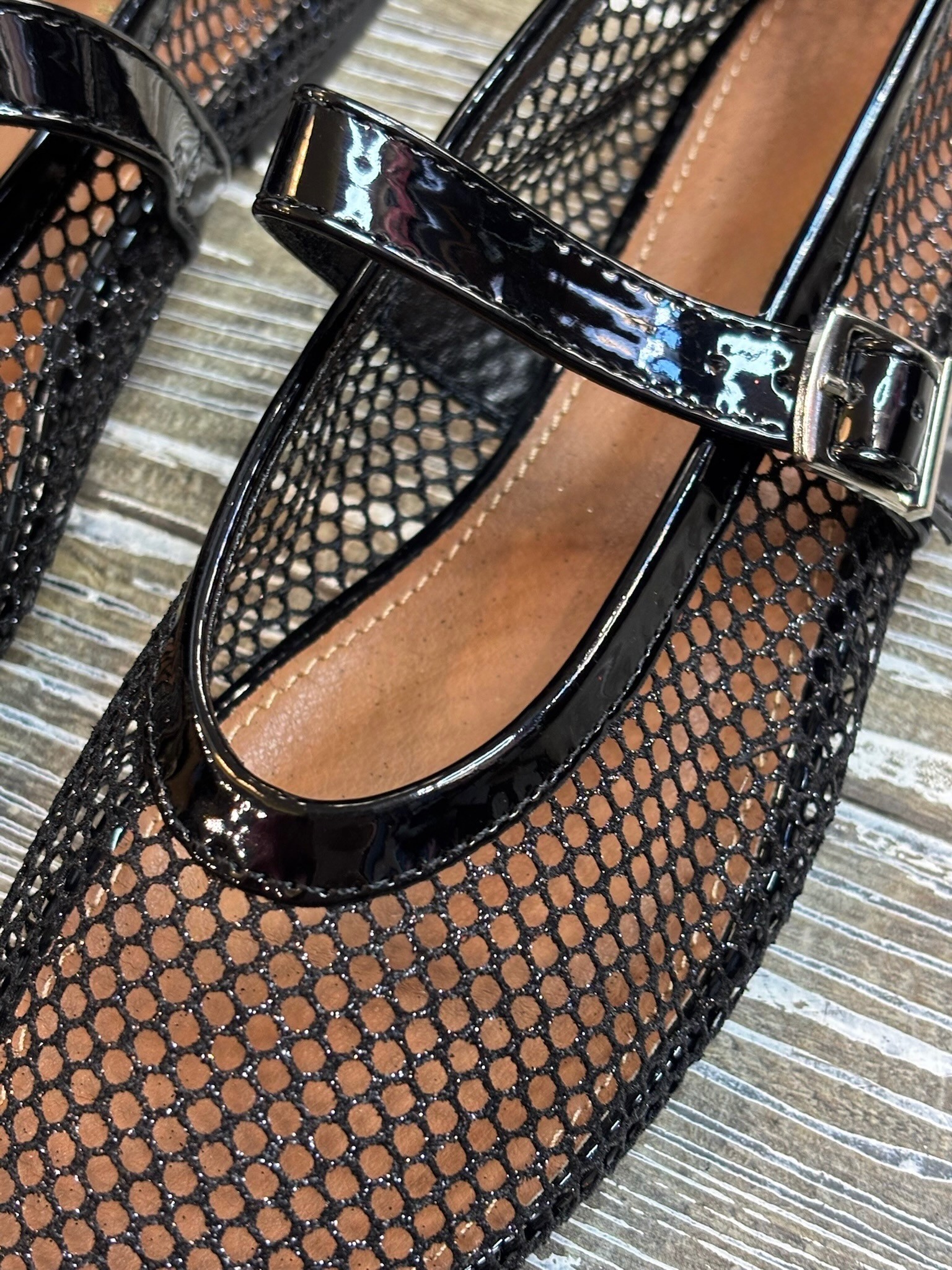 Ballerines ajourées noires