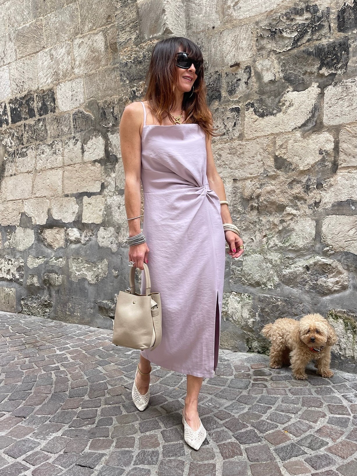 Robe lilas froncée
