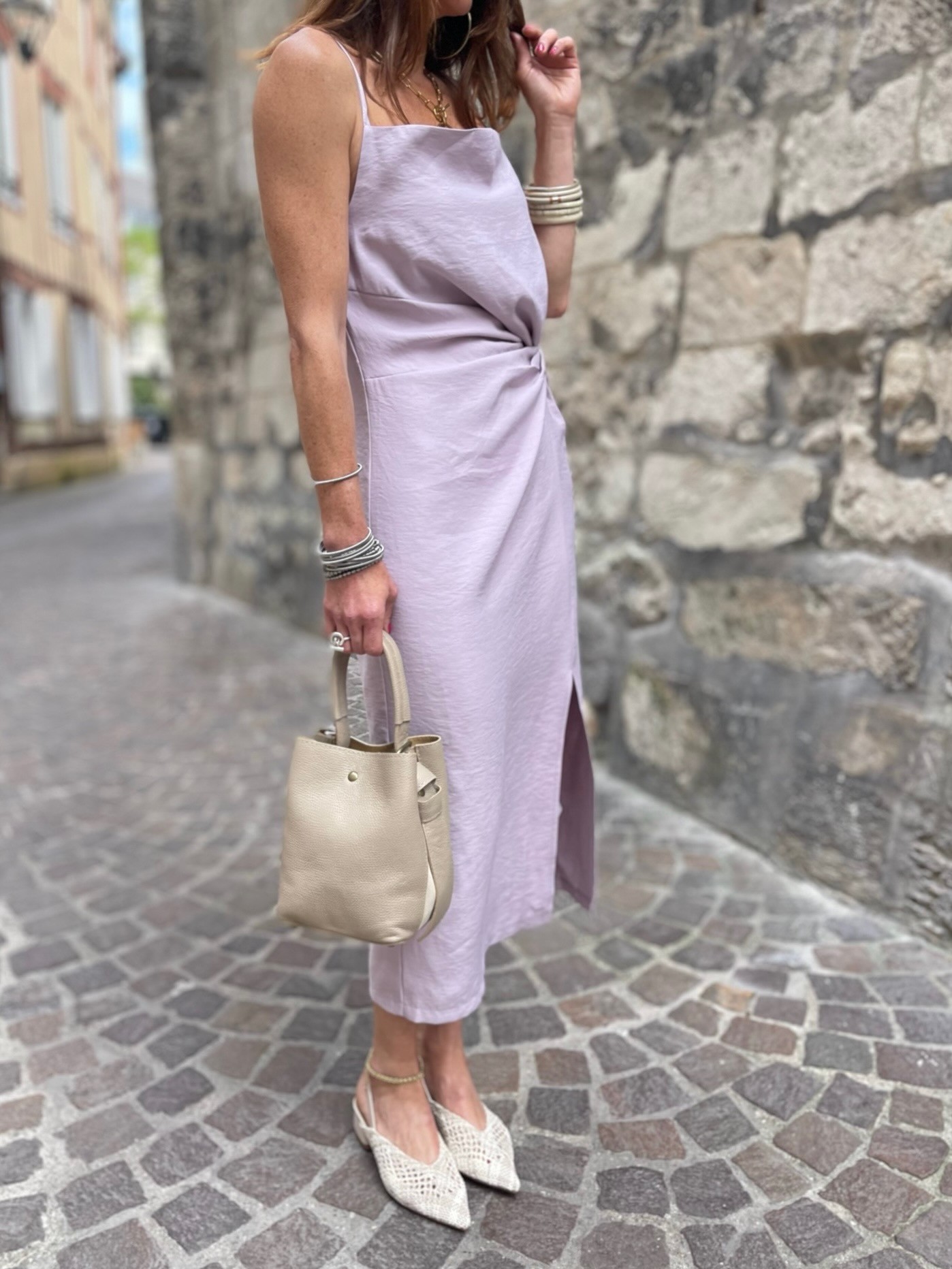 Robe lilas froncée