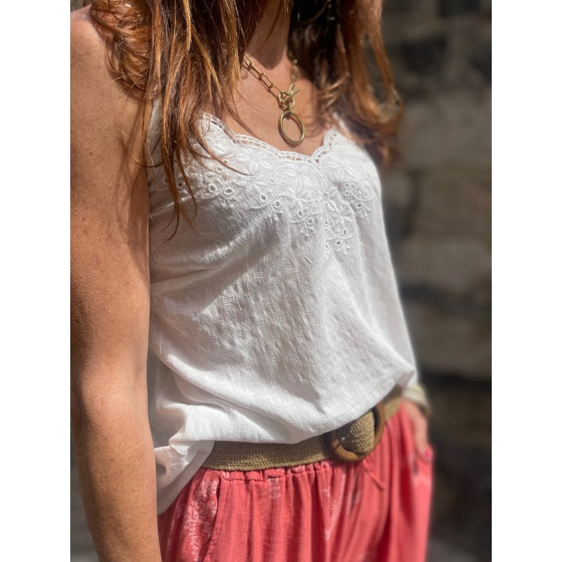 Top broderie blanc