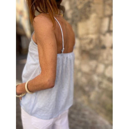 Top broderie bleu