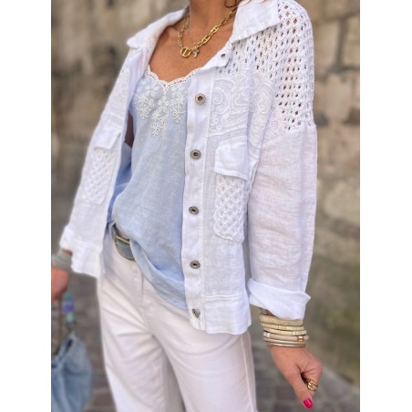 Top broderie bleu
