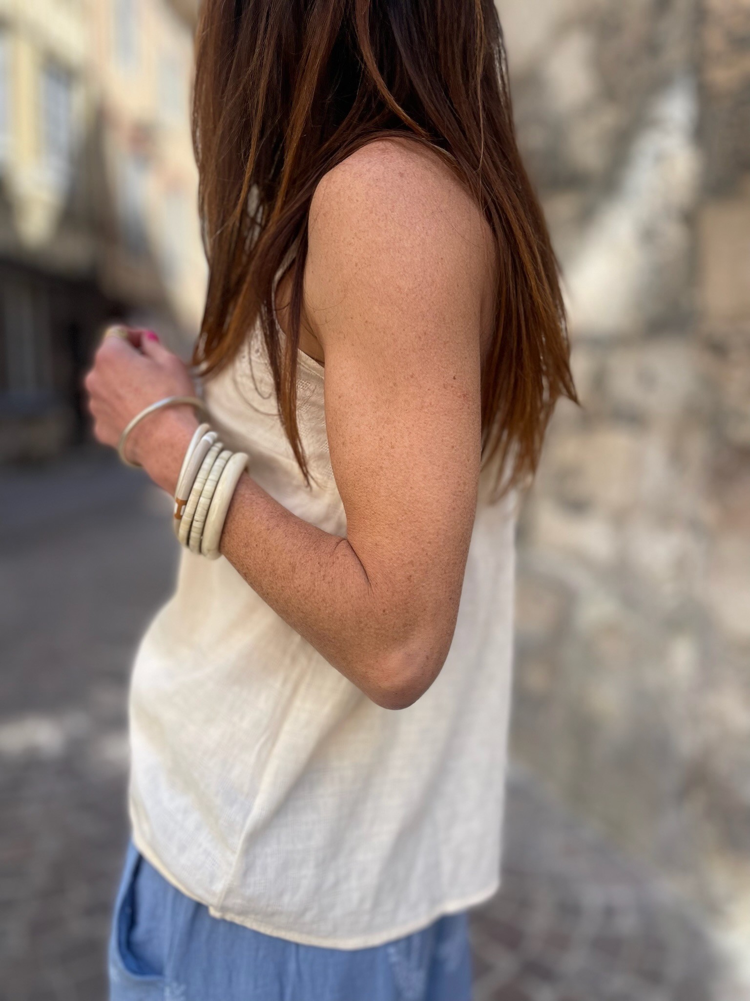 Top broderie beige