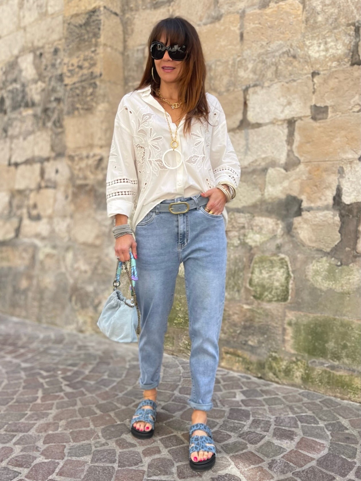 Chemise blanche broderie
