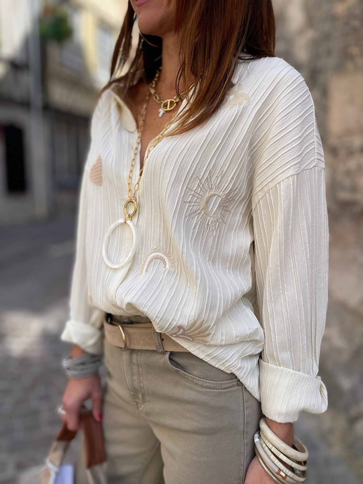 Chemise froncée beige