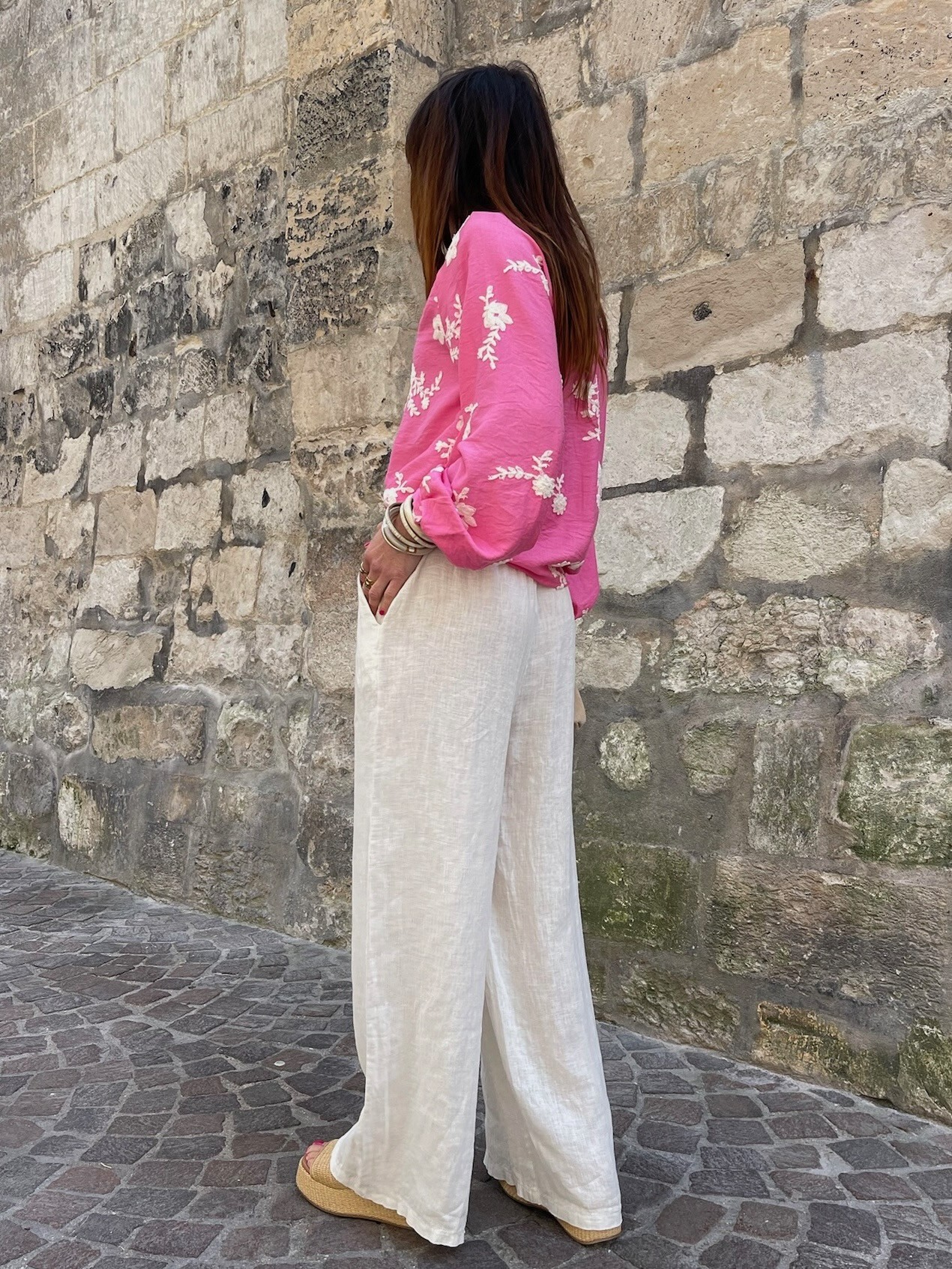 Blouse fuchsia brodée