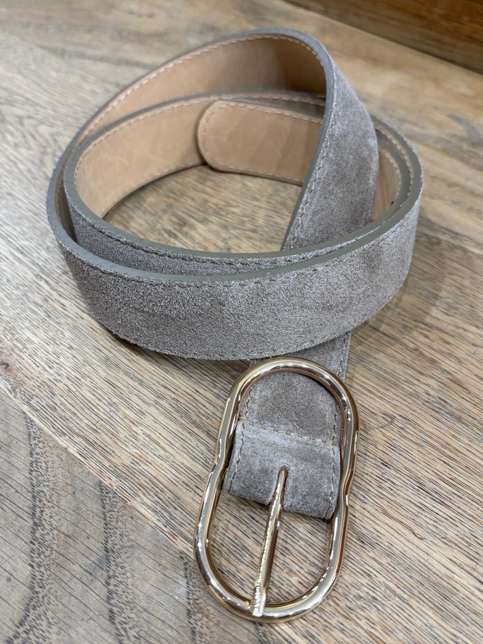 Ceinture daim taupe boucle...
