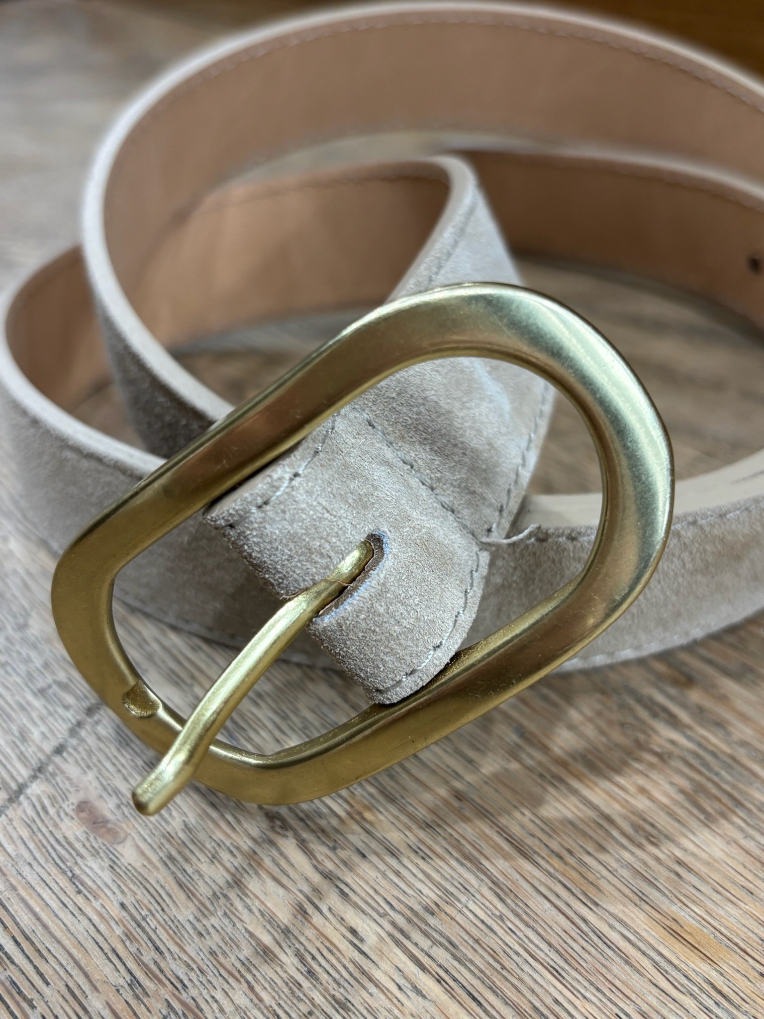 Ceinture daim beige boucle...
