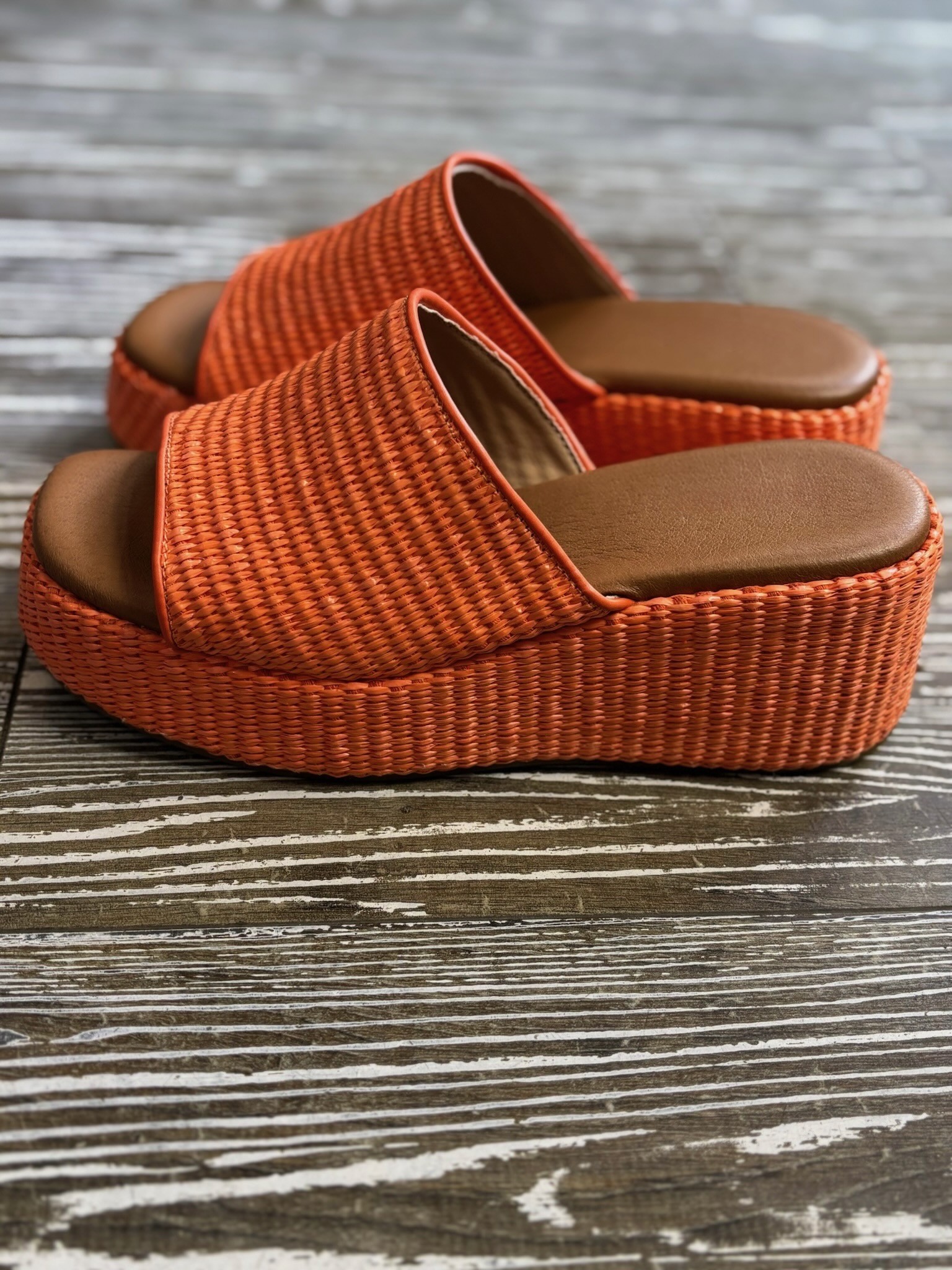 Mules compensées paille orange