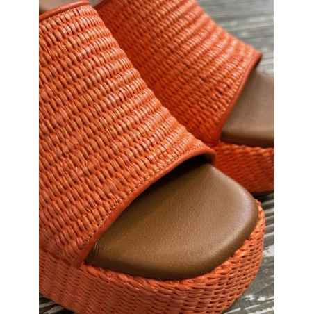 Mules compensées paille orange