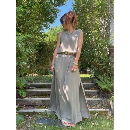 Ensemble kaki