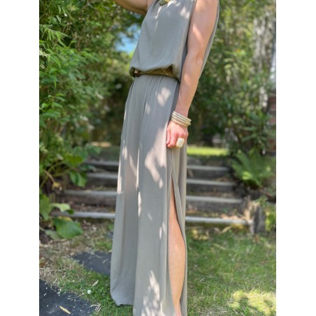 Ensemble kaki