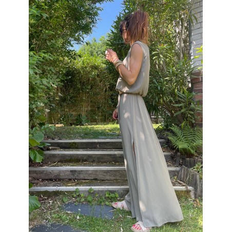 Ensemble kaki