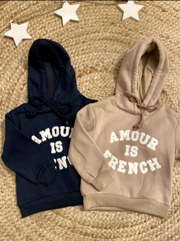 Sweat Amour is french Bleu...