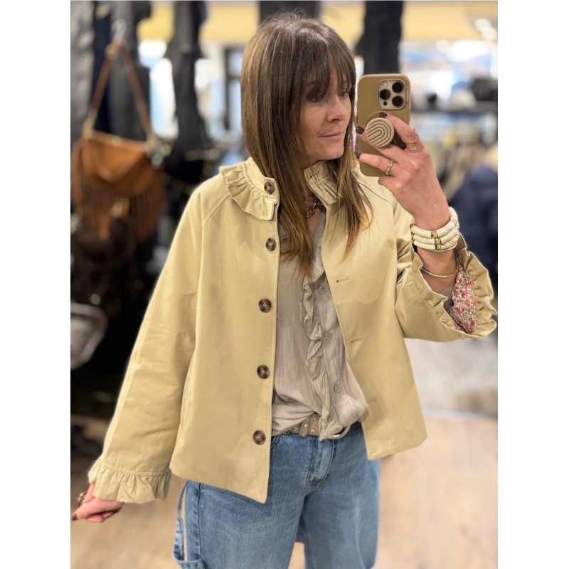 Veste trench col volant