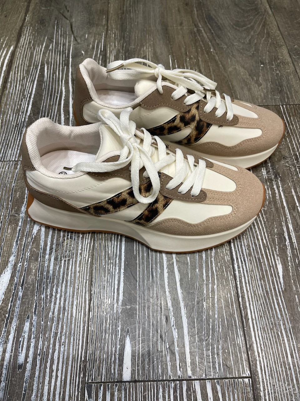 Sneakers Leo