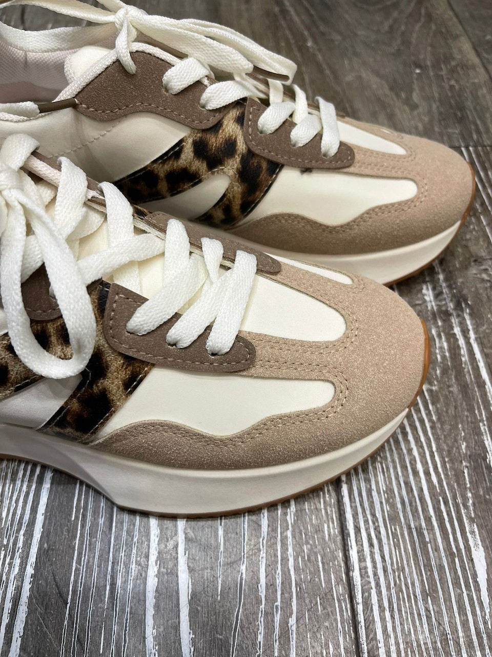 Sneakers Leo