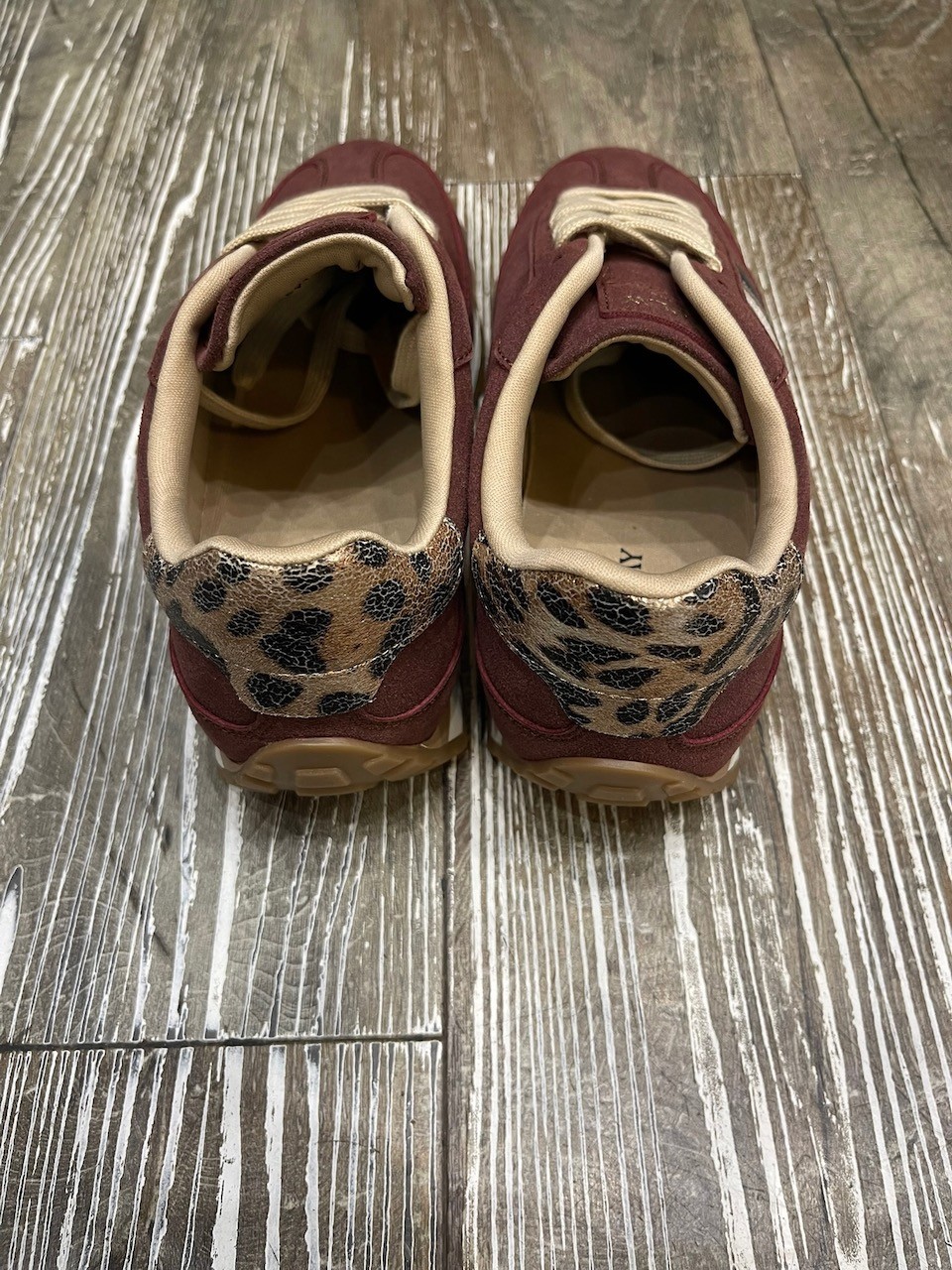 Baskets running Bordeaux