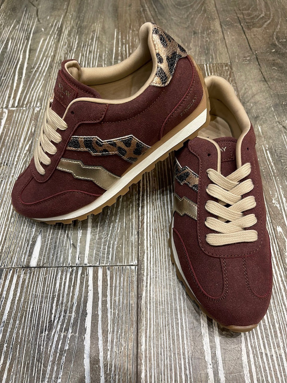 Baskets running Bordeaux