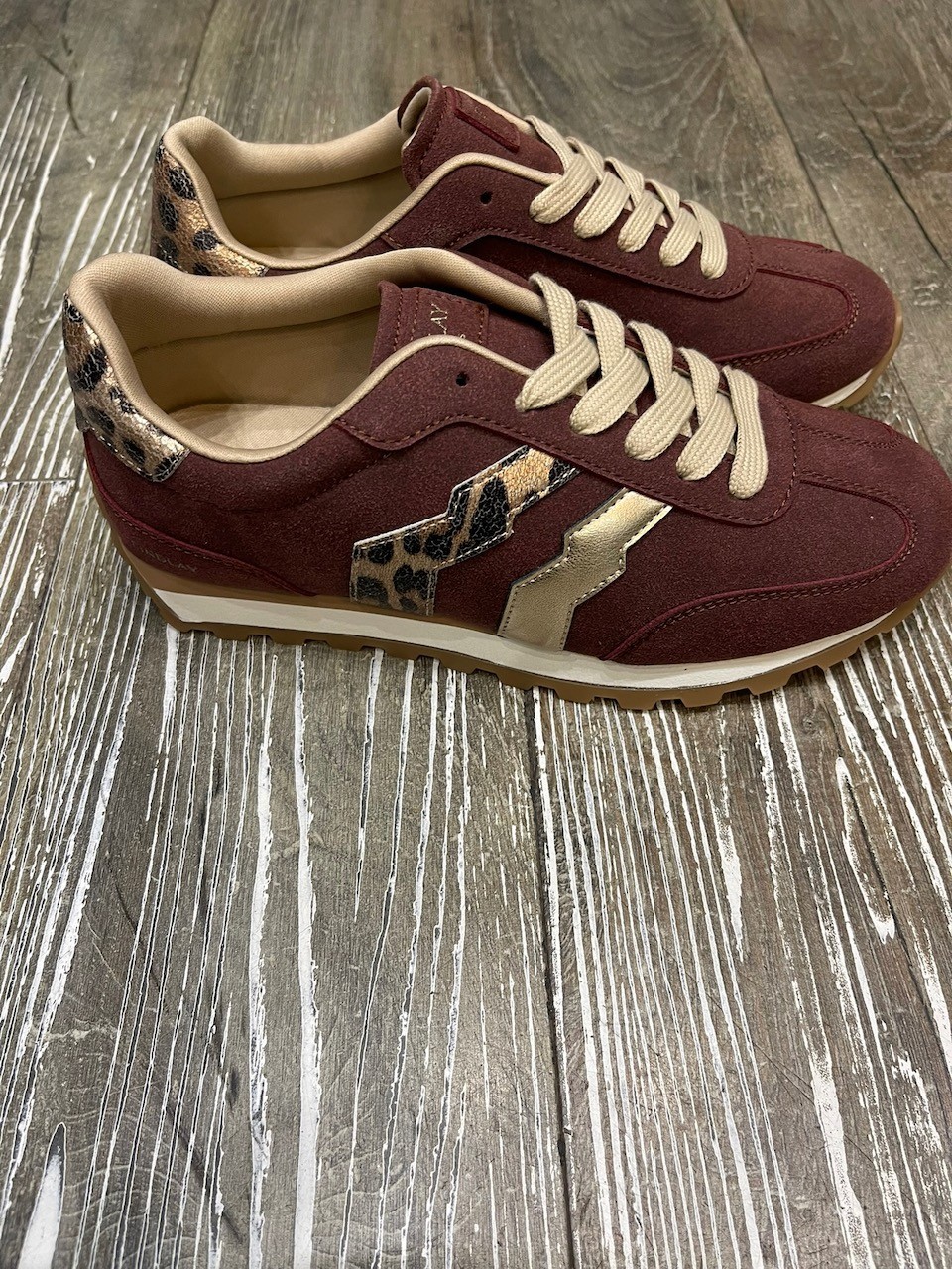 Baskets running Bordeaux
