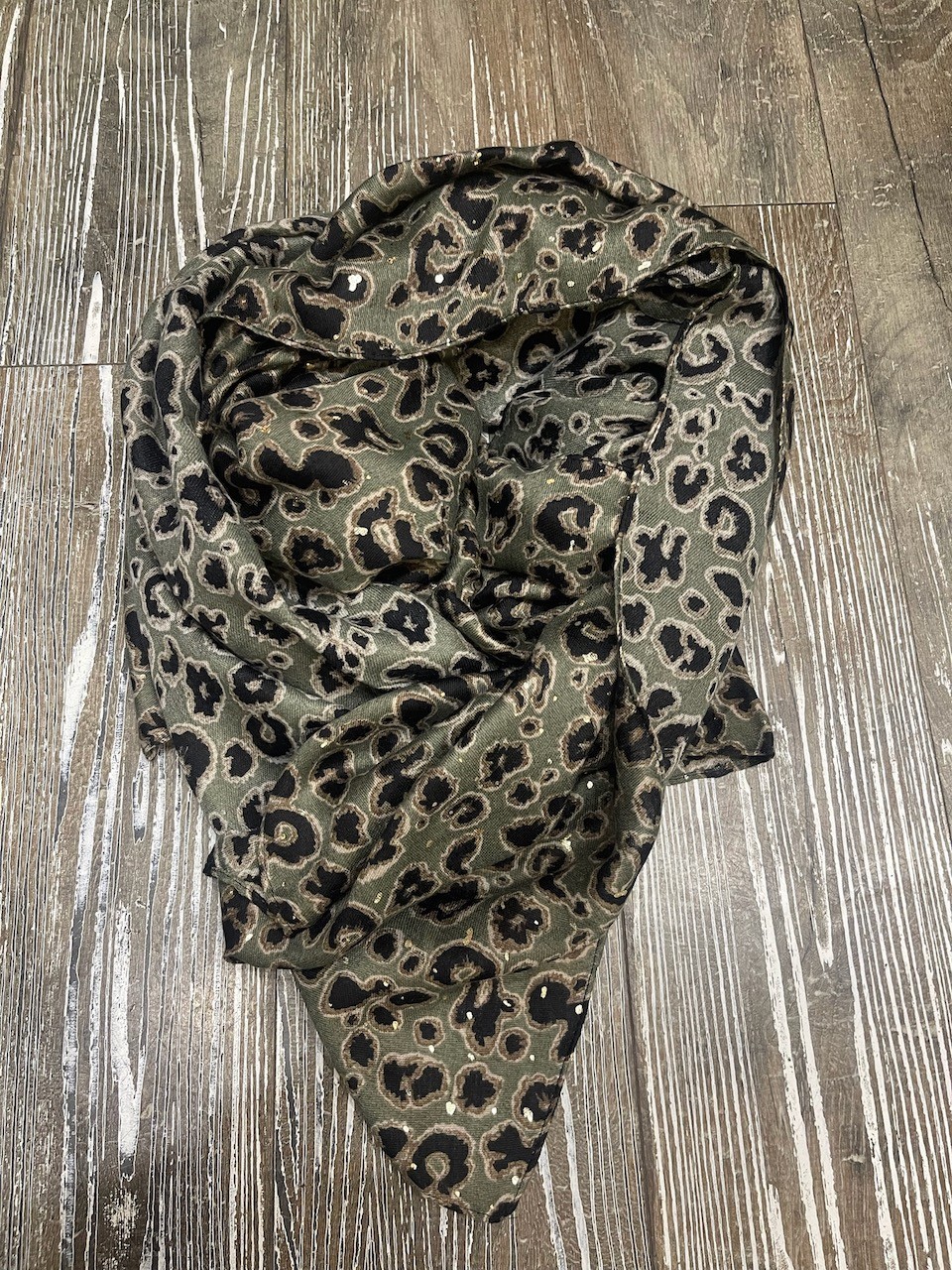 Foulard Léo Kaki