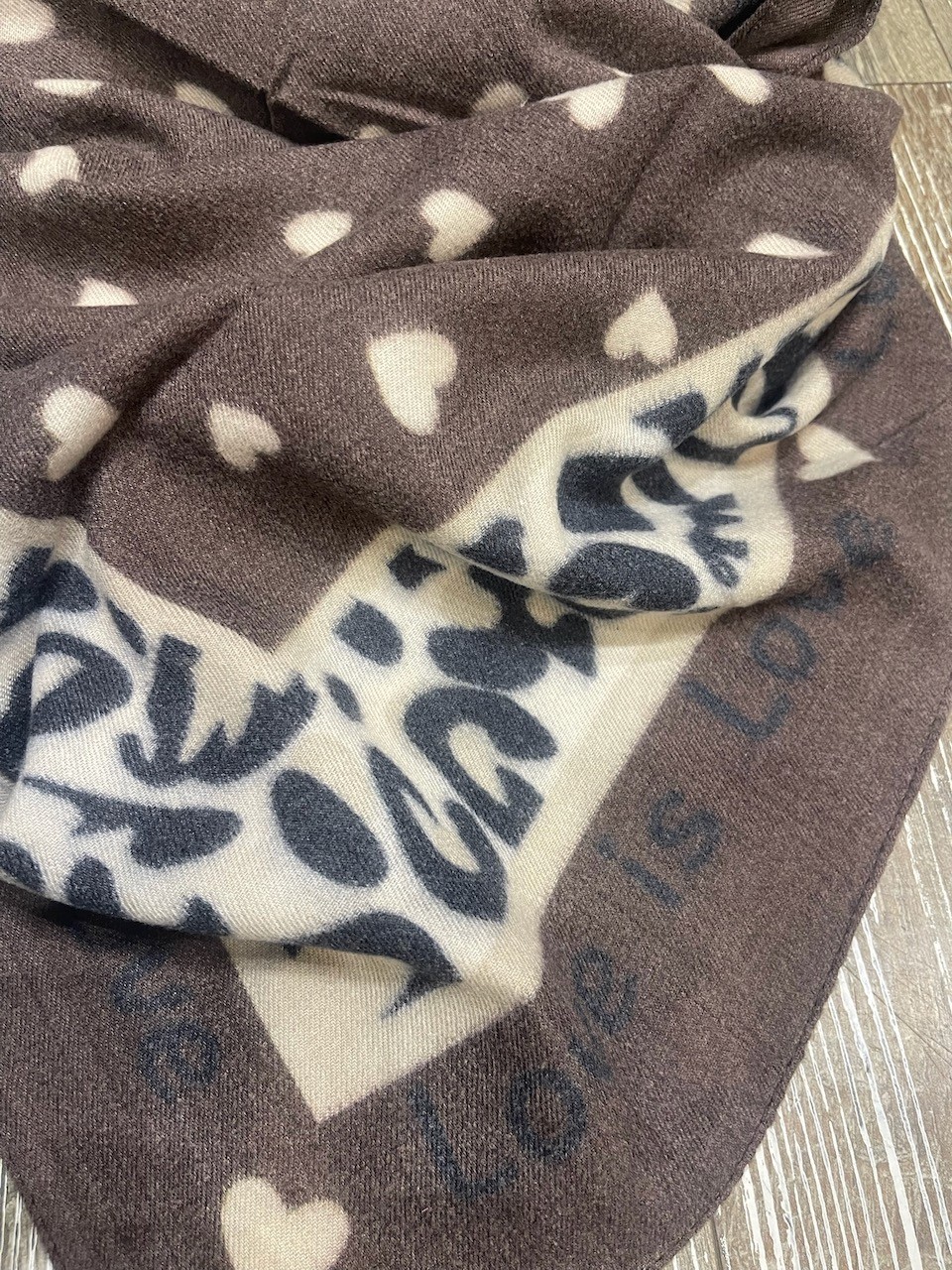 Foulard Carré Love choco