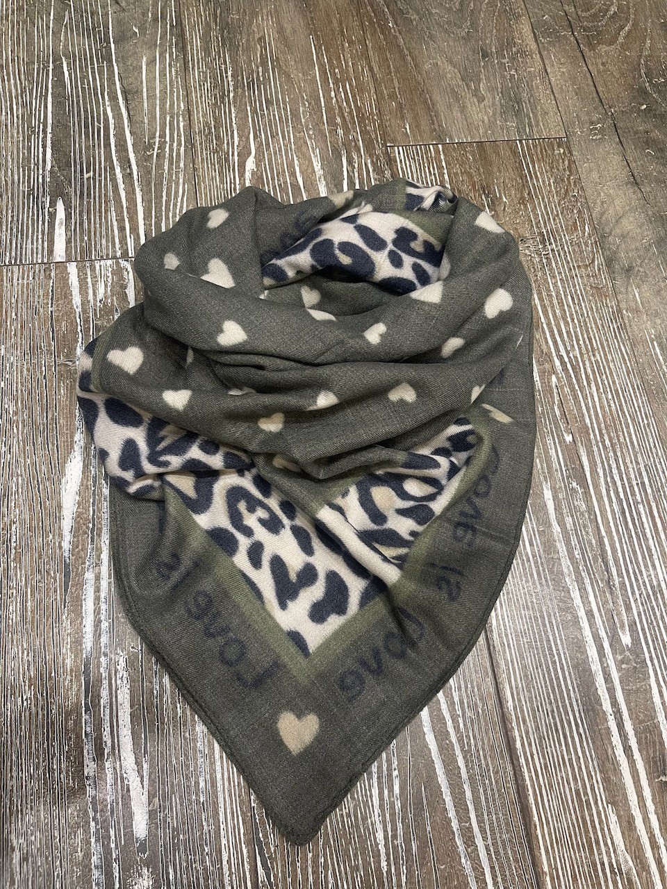 Foulard Carré Love kaki