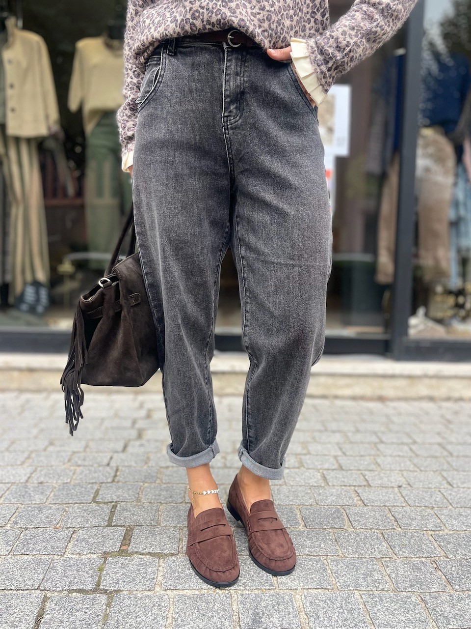 Jean mom Gris délavé