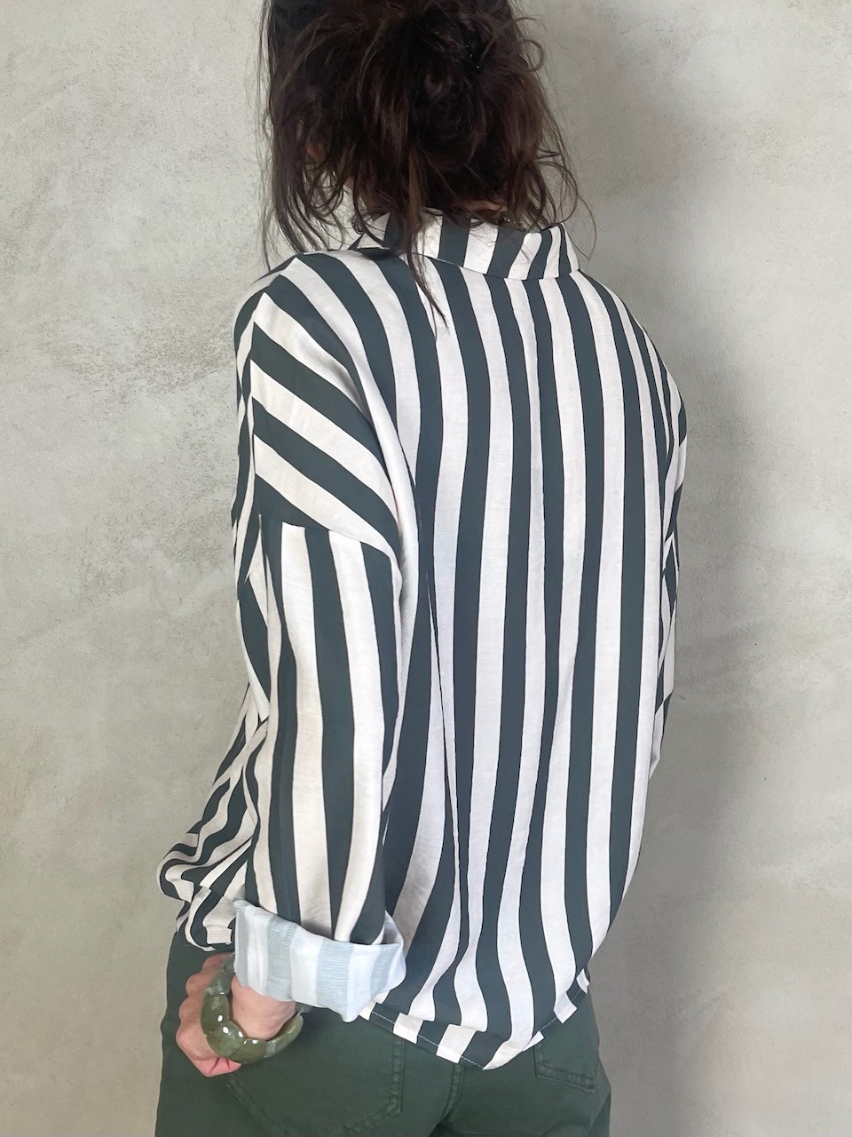 Chemise à rayures kaki