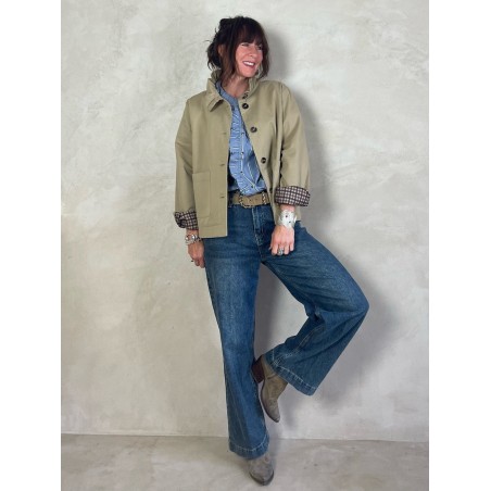 Trench col volant