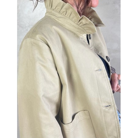 Trench col volant