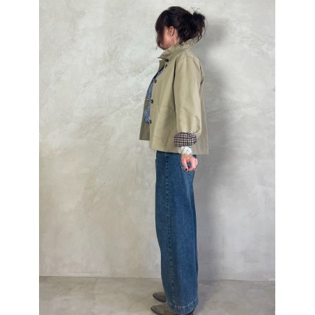 Trench col volant