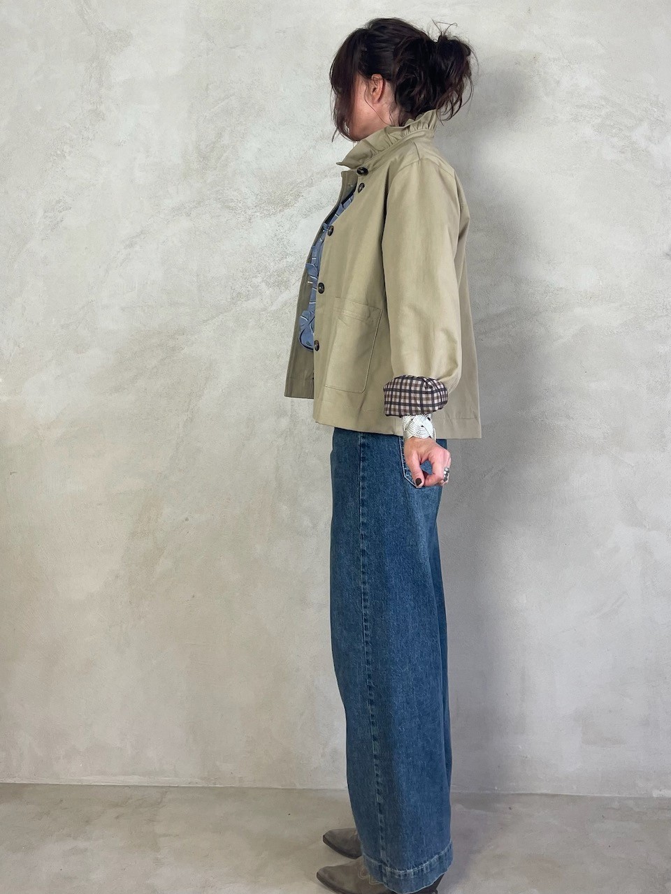 Trench col volant
