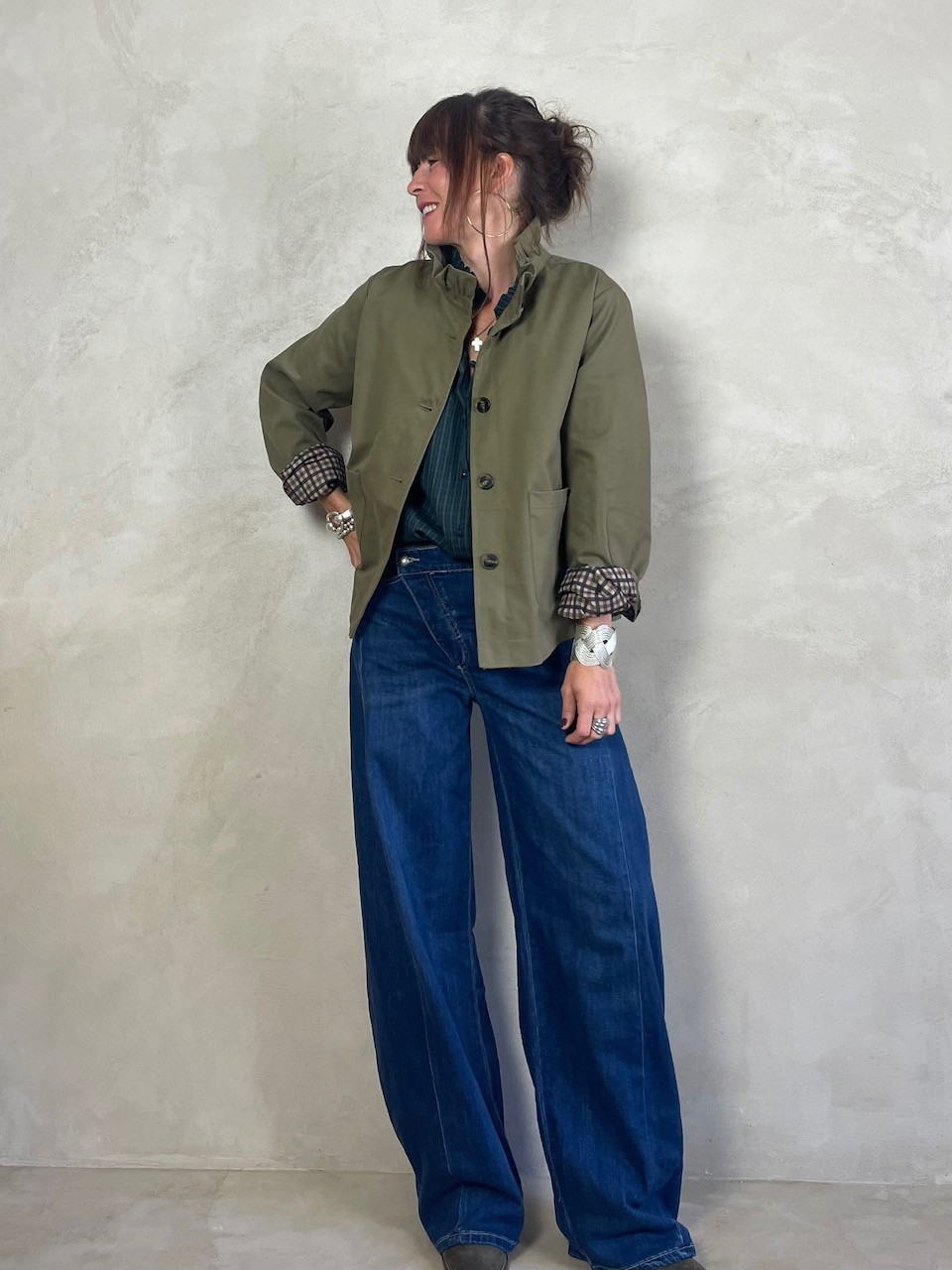 Trench col volant
